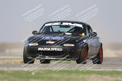 media/Oct-25-2025-CalClub SCCA (Sat) [[34c778dfbe]]/Group 4/Qualifying/